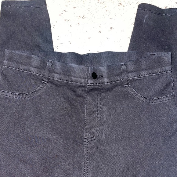 Black high rise jeggings medium - Picture 3 of 5